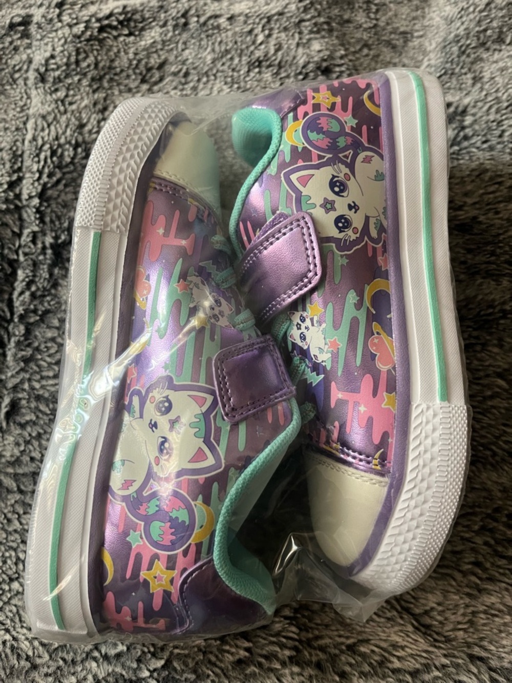 Kids Purple Cat Graphic Slip-On Sneakers